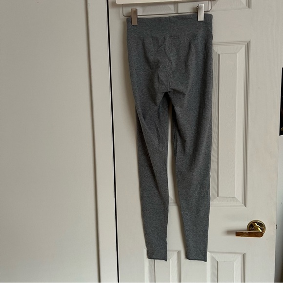 Kensie Keepers Grey Leggings Size Small - Picture 4 of 9